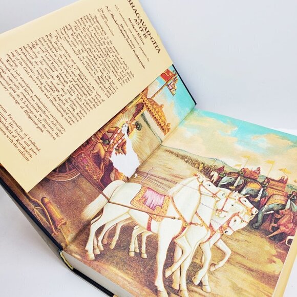 Bhagavad Gita As It Is VTG 1975 Hardcover Book Bhaktivedanta Swami Prabhupada - Picture 2 of 11